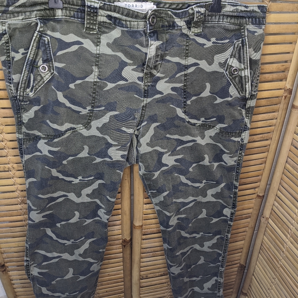 Torrid Women's Camouflage Skinny Jeans - Olive Camo